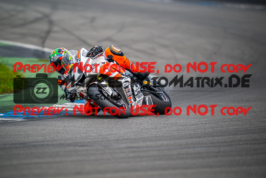 MaZZes_FotoMatrix_220924_1051 | PRO SUPERSTOCK