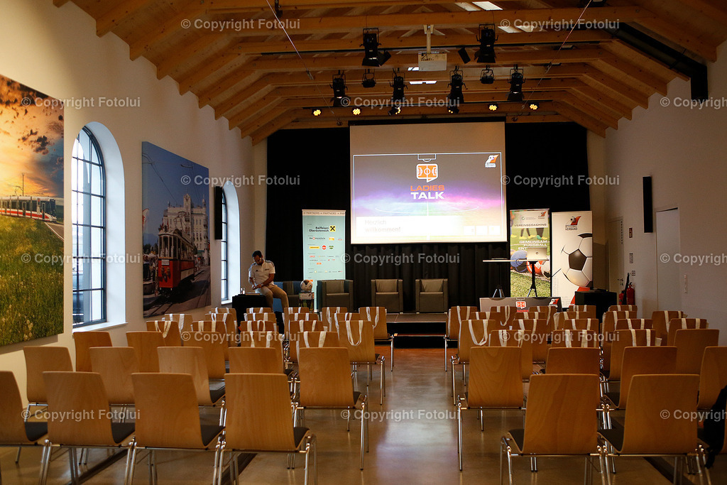 GMUNDENLADIESTALK181024_43 | bilder, linz, photo, foto, fussball, sport, fotolui, bundesliga