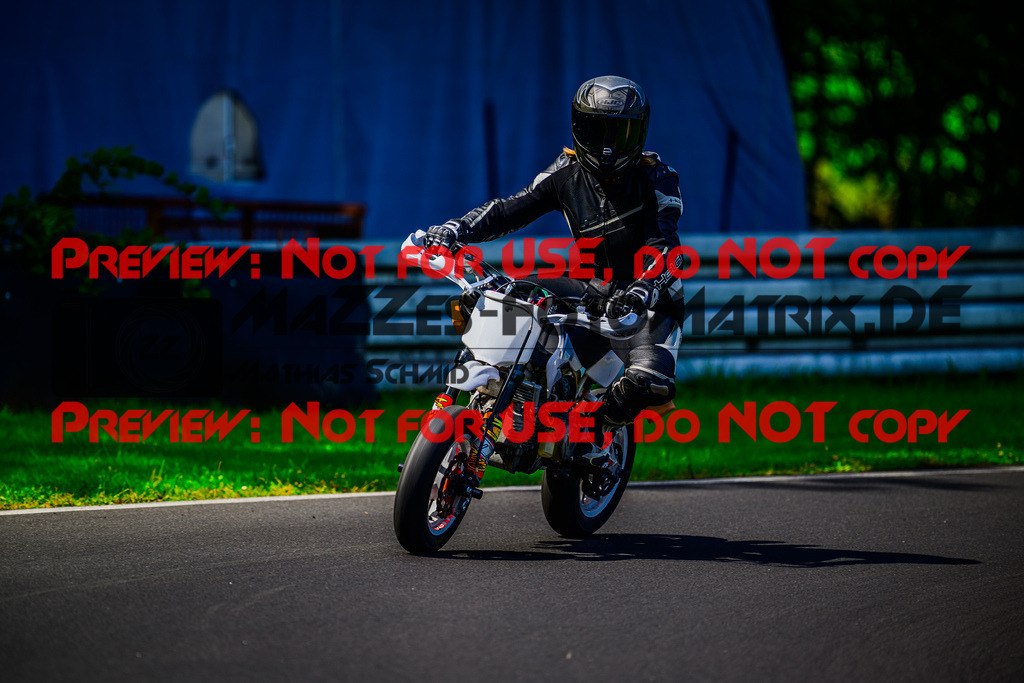 MaZZes_FotoMatrix_240806_6007705_1024 | Fotograf Mathias Schmid
Sportfotograf,
Eventfotograf,
Hochzeitsfotograf,
Portraitfotograf