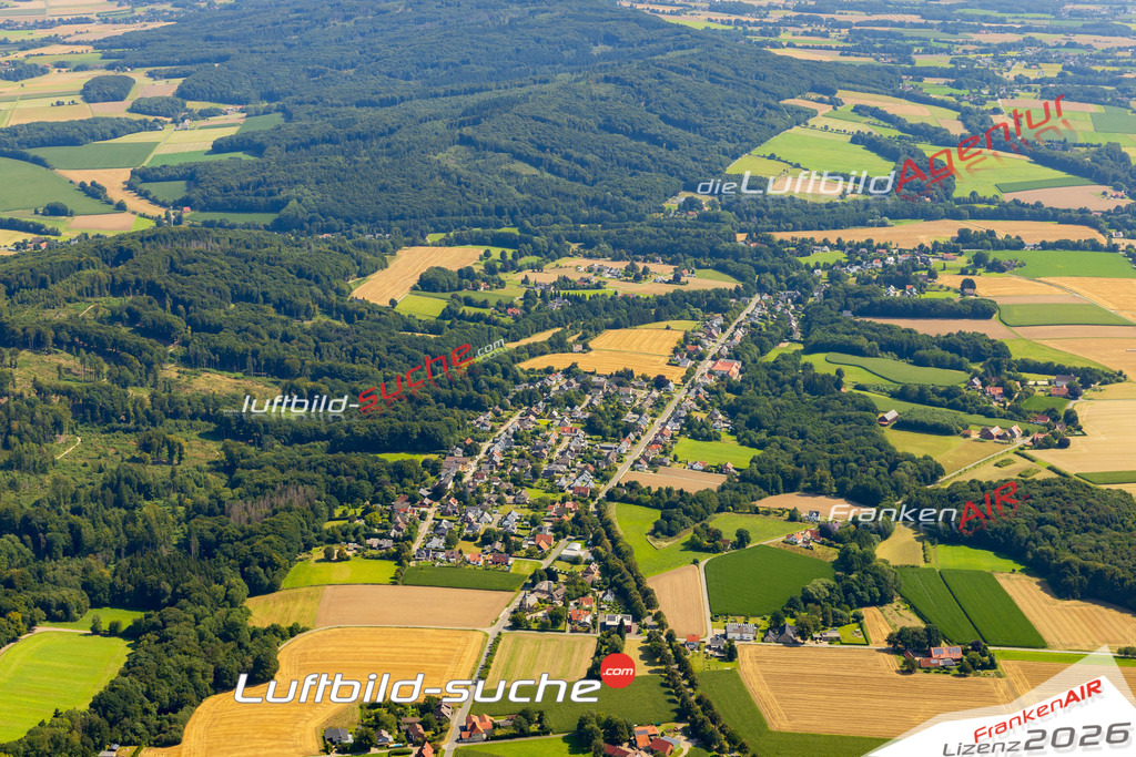 Wehmerhorst Rödinghausen Bild- Das Luftbild wurde 2025 vom UL-Flugzeug heraus erstellt ( keine Drohne bzw. Drohnenaufnahme ) - Hochauflösende Luftaufnahme -Nicht vergleichbar mit Google Maps oder Satelittenbilder- Die Geschenkidee !Mit Lizenz und Bildrechte bestellbar - CC