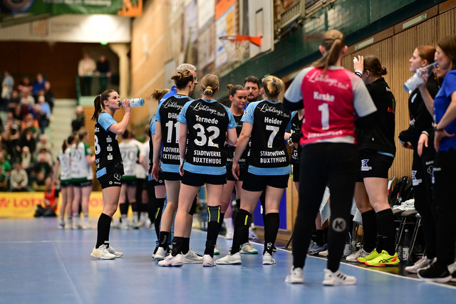 Handball I Frauen I Saison 2024-2025 I 1. HBF I 16. Spieltag I Buxtehuder SV - VfL Oldenburg I 088064 | Der Sportfotograf. - Realisiert mit Pictrs.com
