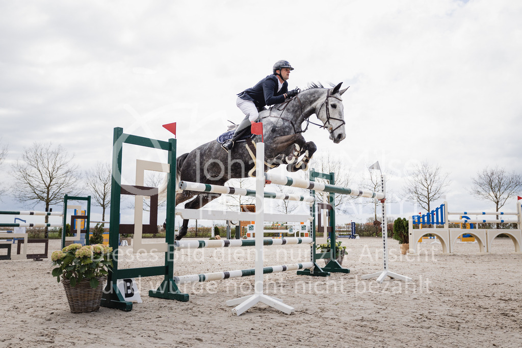 230427_HofSosath_2Ph-M2St-119 | Deine schönsten Turniermomente als professionelle Fotos! Entdecke hochwertige Pferdesport-Fotografie im Online-Shop. Jetzt Fotos finden & bestellen!