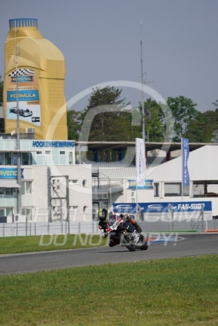 2022_05_10_PBK_31898 | Sportfotografie; SlowMotion; Video; Rennstrecke; Hafeneger; Speer; Racing; RSE; BMW; CBO; Trackday; Motorsportarena; Hockenheimring; Brno; Most; Barcelona; Valencia