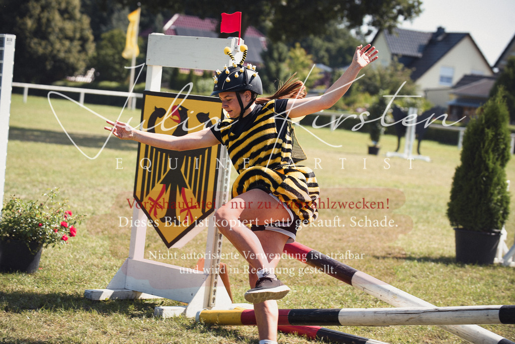 DSC_0294 | Pferde- und Turnierfotografie in Westsachsen. Pferdeportraits, Auftragszeichnungen und intuitive Kunst.