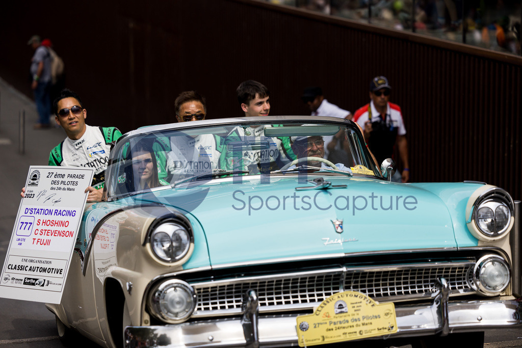 Trainproduction-20230609-0069 | LE MANS,FRANCE,09.Jun.23 - MOTORSPORTS - WEC, FIA World Endurance Championships, 24 Hours of Le Mans, Circuit de la Sarthe, drivers parade. Photo: Trainproduction / Matthias Trinkl