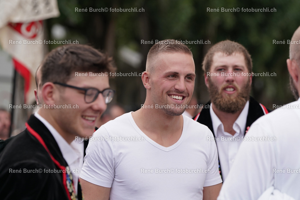 DSC08182-2 | René Burch leidenschaftlicher Fotograf aus Kerns in Obwalden.  Hier finden sie Sport, Landschaft und Natur Fotografie.
 - Realisiert mit Pictrs.com
