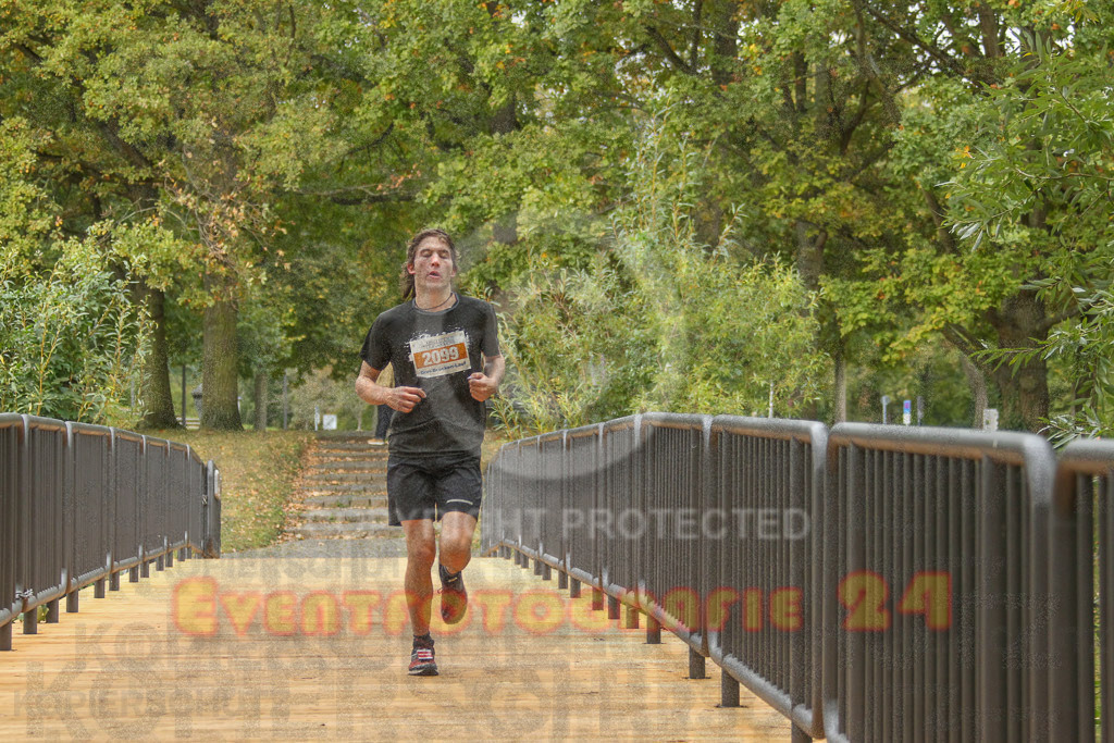 231015_1045_EV4_1715 | Sportfotografie im Rhein-Sieg Kreis, Köln, Bonn, NRW, Rheinland Pfalz, Hessen, etc. Unser Tätigkeitsfeld umfasst den Laufsport vom Volkslauf über den Marathon, Duathlon, Triathon bis zum Ultralauf wie Kölnpfad Ultra oder Schindertrail.