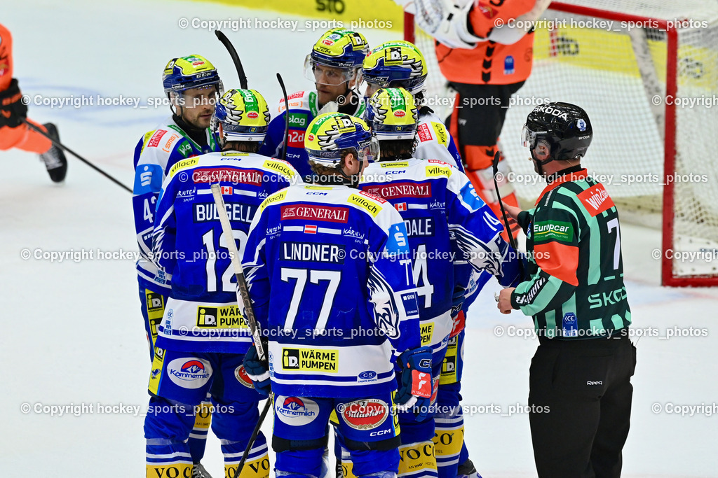 EC IDM WÄRMEPUMPEN VSV vs. MOSER MEDICAL GRAZ99ERS | #77 Philipp Lindner EC VSV, Jubel EC VSV, #74 Joel Teasdale EVC VSV, #8 Maximilian Rebernig EC VSV, #26 Guus van Nes EC VSV, #12 Brett Budgell EC VSV, EC IDM WÄRMEPUMPEN VSV vs. MOSER MEDICAL GRAZ99ERS, EC IDM WÄRMEPUMPEN VSV vs. MOSER MEDICAL GRAZ99ERS am 12.03.2026 in Villach (Stadthalle Villach), Austria, (Photo by Bernd Stefan)