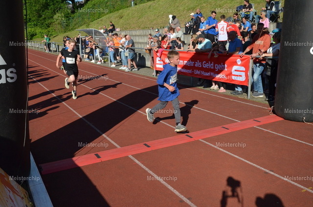 18-04-51_ | Meisterchip Fotoshop - Realisiert mit Pictrs.com