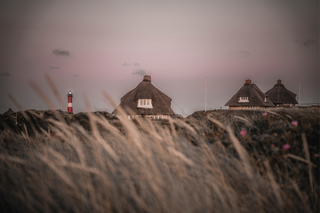 Reetdach Häuser  | Hörnum, Nordfriesland - Realisiert mit Pictrs.com