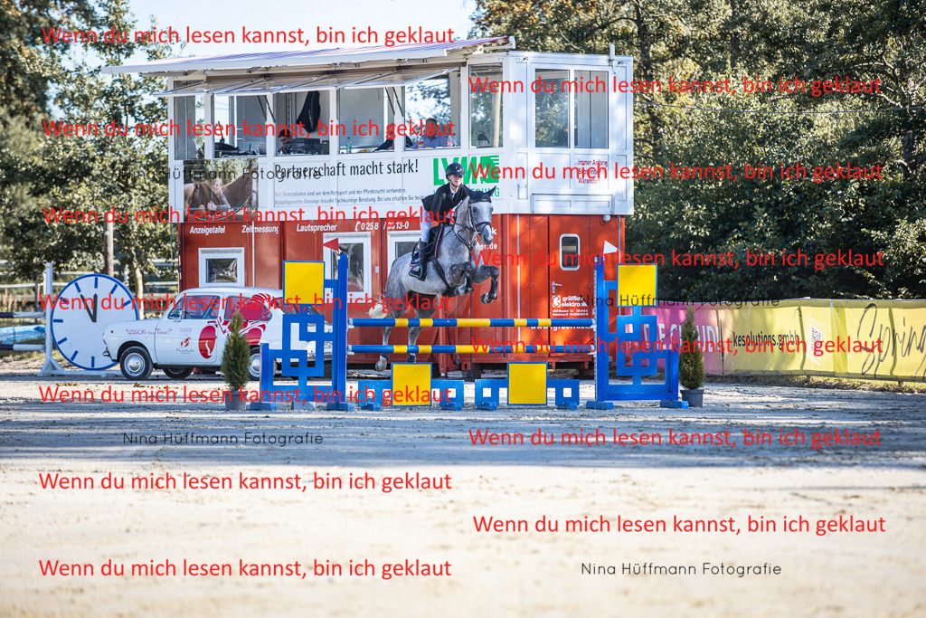 BK1A6002 | Turnierbilder Turnierfotos Nina Hüffmann Turnierfotografie Pferdefotografie Tierzeichnung Haustierzeichnung Pferdezeichnung Hundezeichnung Videograf  - Realisiert mit Pictrs.com