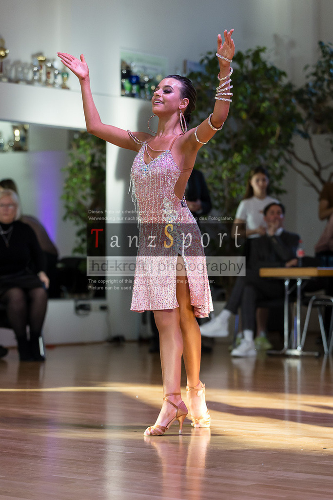 20240615_DM-Jun2-Kombi_11816 | Tanzsportbilder, Standardtanz, Lateintanz, WDSF, DTV, LTVB, dancecomp, goc, hessen tanzt, blaues band der spree, walzer, tango, wiener walzer, slowfox, quickstepp, samba, rumba, cha-cha-cha, paso doble. jive, hd-kroft photography, turniertanzsport
