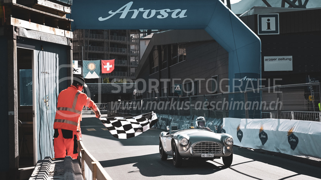 19. Arosa ClassicCar 2023 - 2. September 2023 | 19. Arosa ClassicCar 2023
Arosa, Schweiz
Kohler Jürg aus Oftringnen mit der Startnummer 240 in einem AC Bristol AC Ace Bristol, Jahrgang 1957, in der Klasse Classic Trophy.
@arosaclassiccar, @arosa.official, #arosaclassiccar, #arosa, #76curves, #classiccar
Bild: Sportfotografie Markus Aeschimann | www.markus-aeschimann.ch - Realisiert mit Pictrs.com