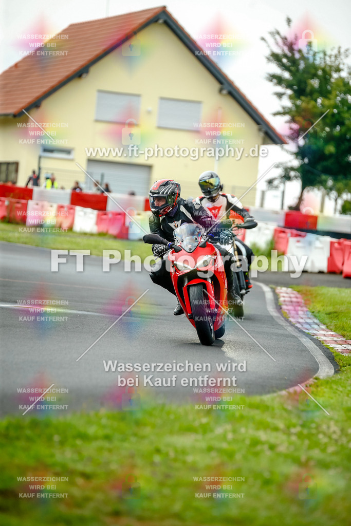 VBK-3783 | Hier findet Ihr Bilder von Touristenfahrten auf der Nürburgring Nordschleife oder von anderen Veranstaltungen die ich besucht habe. Viel Spass beim Durch Schauen 