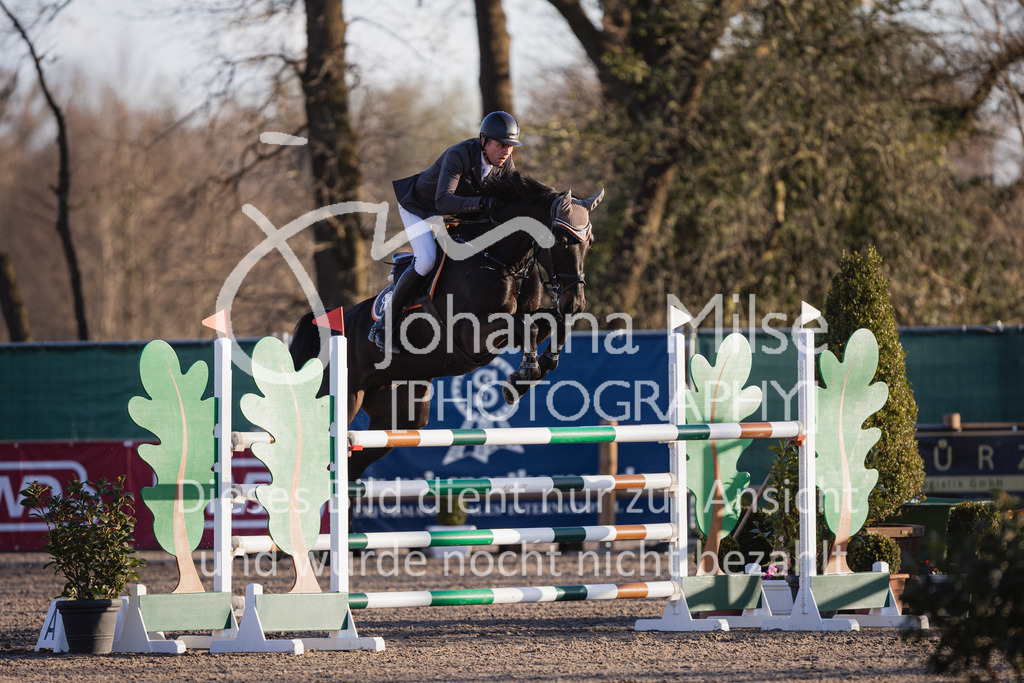 230411_Mühlen_YoungsterM-605 | Deine schönsten Turniermomente als professionelle Fotos! Entdecke hochwertige Pferdesport-Fotografie im Online-Shop. Jetzt Fotos finden & bestellen!