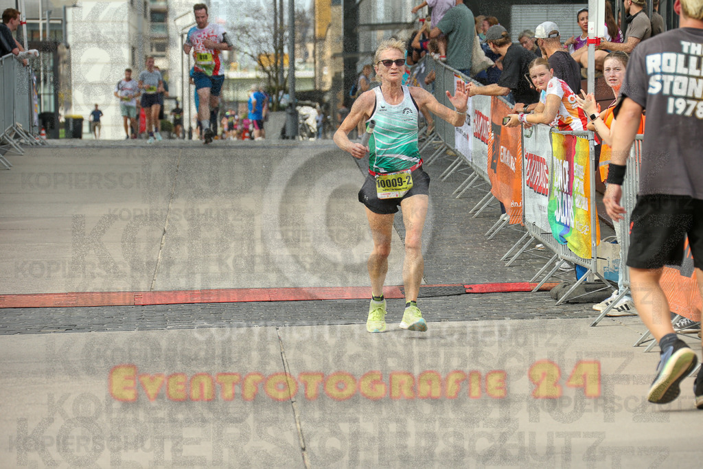 250920_1523_EX1_9228 | Sportfotografie im Rhein-Sieg Kreis, Köln, Bonn, NRW, Rheinland Pfalz, Hessen, etc. Unser Tätigkeitsfeld umfasst den Laufsport vom Volkslauf über den Marathon, Duathlon, Triathon bis zum Ultralauf wie Kölnpfad Ultra oder Schindertrail.
