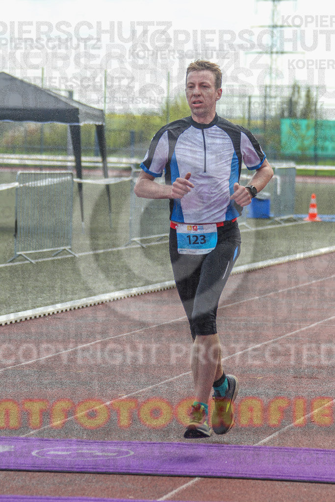 230423_1058_EV3_2654 | Sportfotografie im Rhein-Sieg Kreis, Köln, Bonn, NRW, Rheinland Pfalz, Hessen, etc. Unser Tätigkeitsfeld umfasst den Laufsport vom Volkslauf über den Marathon, Duathlon, Triathon bis zum Ultralauf wie Kölnpfad Ultra oder Schindertrail.