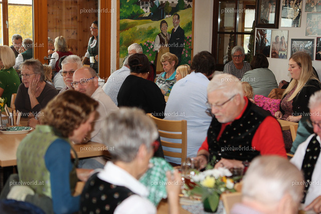 Oktoberfest beim Buggl Volte | Bildershop von pixelworld.at - Realisiert mit Pictrs.com