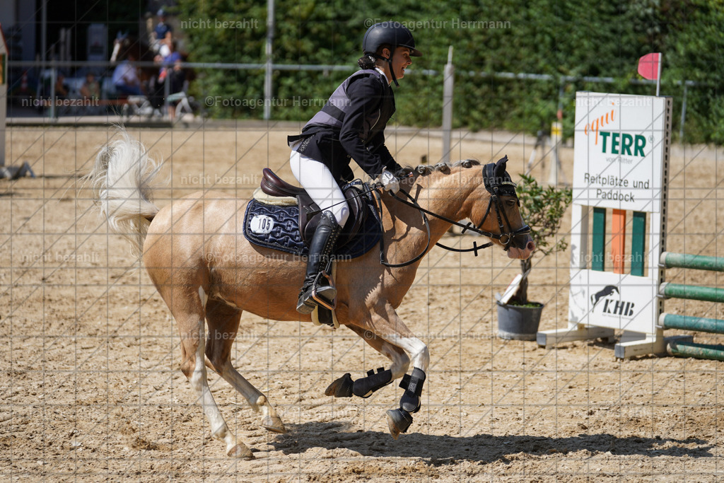 20240824-FAH08067 | Thierhaupten 2024, Bayerisches Landesponyturnier, Turnierbilder, Ponybilder, Turnierfotografen Bayern, Fotoagentur Herrmann