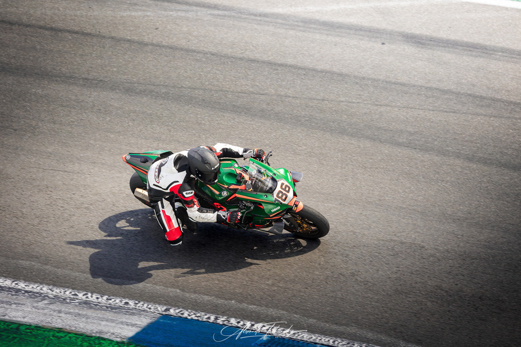 Ducati Trackday Hockenheimring 2026 | Entdecken Sie die faszinierende Welt von Alexander Tschuncky Arts: Kreative Fotografie, atemberaubende Automobilkunst und hochwertiger Bilderdruck. Lassen Sie sich inspirieren! - Realisiert mit Pictrs.com