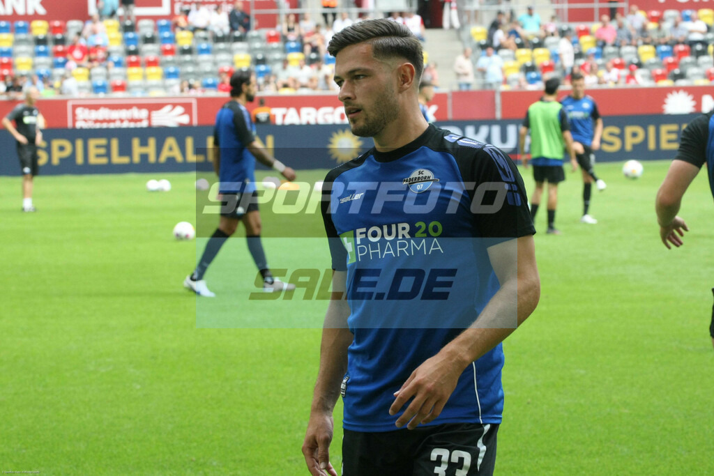 Fortuna Düsseldorf - SC Paderborn | Marcel Hoffmeier - © Sportfoto-Sale (MK) - Realisiert mit Pictrs.com