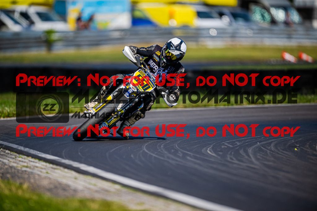 MaZZes_FotoMatrix_220702_438 | S1