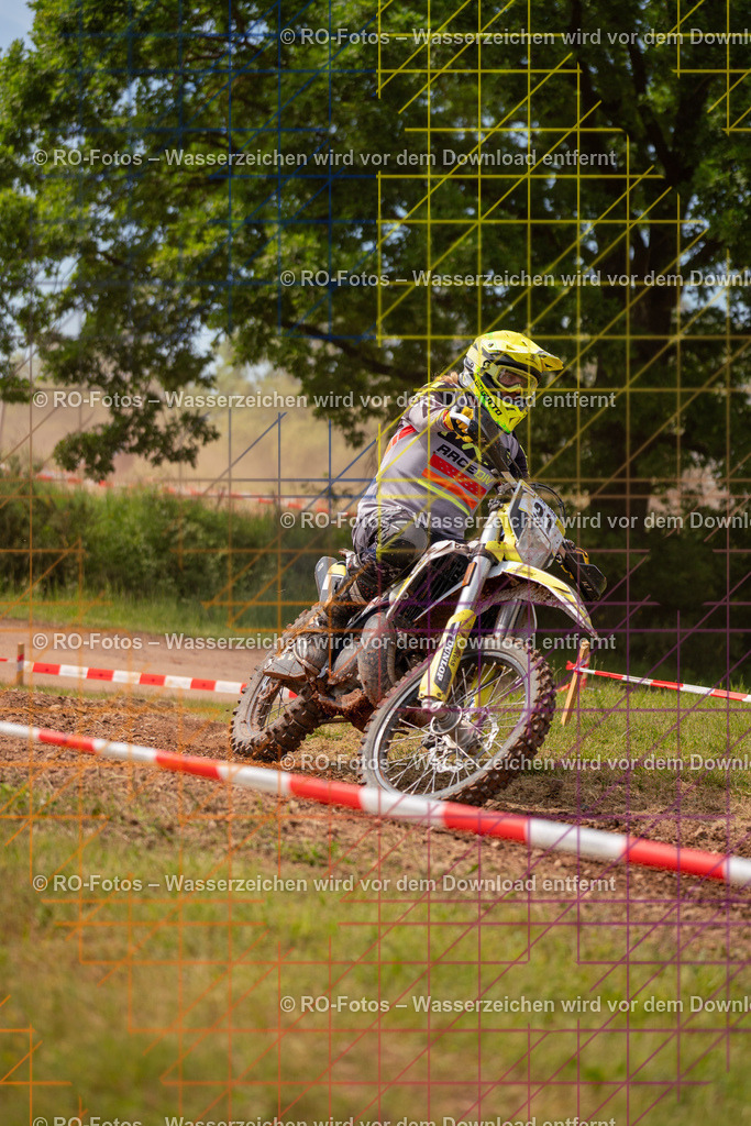Wolfshausen 3 Lauf -183 | Sportfotografie von RO-Fotos: Motorsport, Motocross, Enduro, Laufveranstaltungen und Triathlon. Professionelle Fotos von Sportlern und Events. - Realisiert mit Pictrs.com