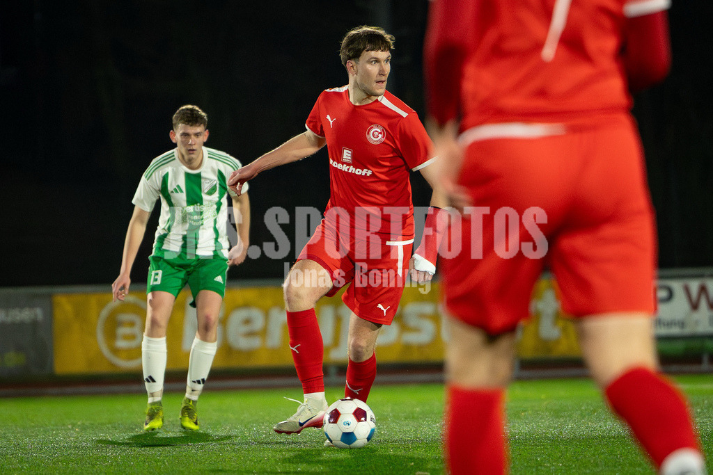 Fußball I Herren I Saison 2025-2026 I Freundschaftsspiel I TSV Grossenkneten - TuS Lutten I 0920 | jns.sportfotos - Realisiert mit Pictrs.com