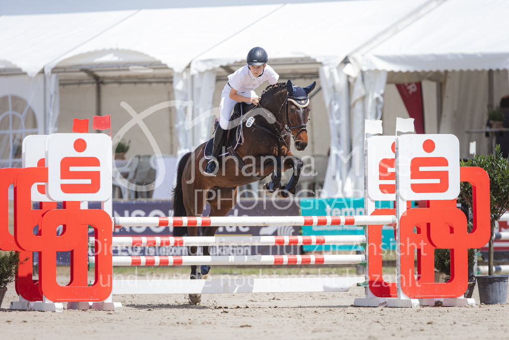 220612_LüPfSpTa_Stil-A1_CWD-434 | Lützower Pferdesporttage
Stilspringprüfung Kl.A** Qualifikation zum CWD Kids Cup 2022 JUN
12.06.2022