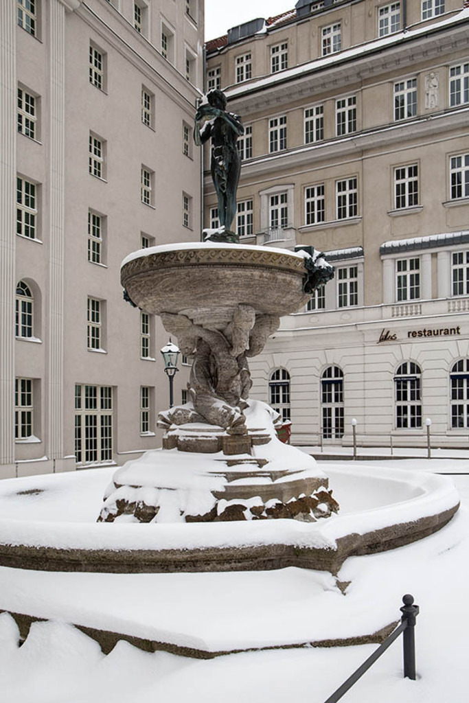 Villersbrunnen | Das Team hinter BILDLEXIKON LEIPZIG bündelt historische wie aktuelle Informationen über die Stadt Leipzig in Text und Bild auf einer Plattform und stellt diese der interessierten Öffentlichkeit zur Verfügung.