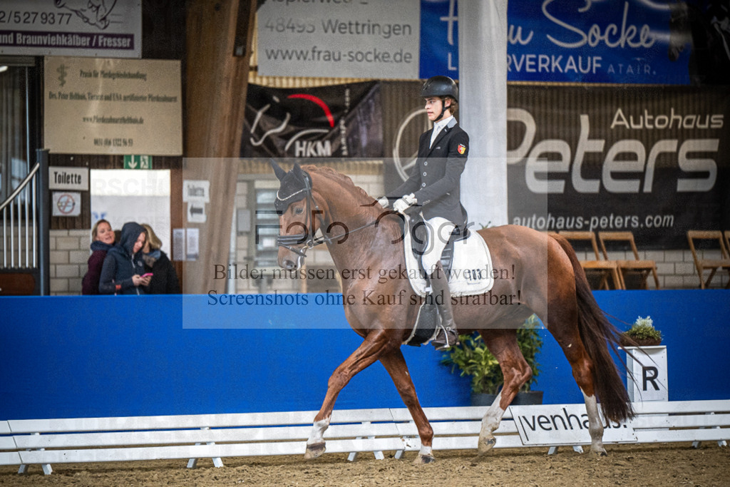 DOS_0898 | Entdecke hochwertige Reitturnierfotos von Foto Oger. Professionell, emotional und authentisch – jetzt Lieblingsmomente im Shop bestellen.Deutschlandweite Turnierfotografie. - Realisiert mit Pictrs.com