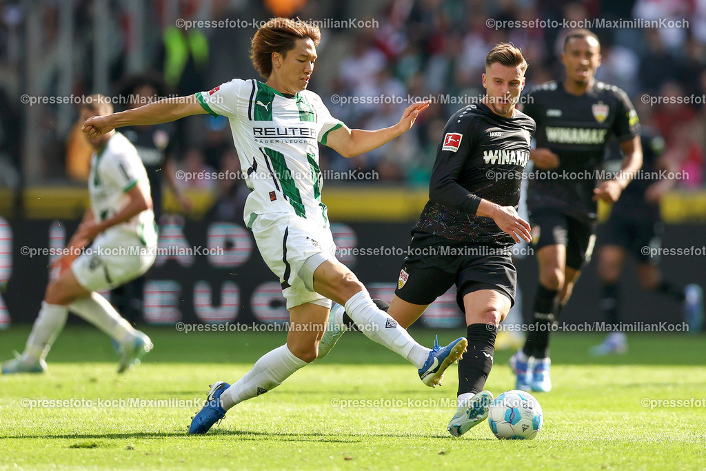 BMG14092401054 | 14.09.2024, 1. Fußball Bundesliga, Borussia Mönchengladbach - VfB Stuttgart, Borussia-Park, Saison 2024 2025: Ko Itakura (Bor. Mönchengladbach #3) gegen Ermedin Demirovic (VfB Stuttgart #9)DFB regulations prohibit any use of photographs as image sequences and or quasi-video.