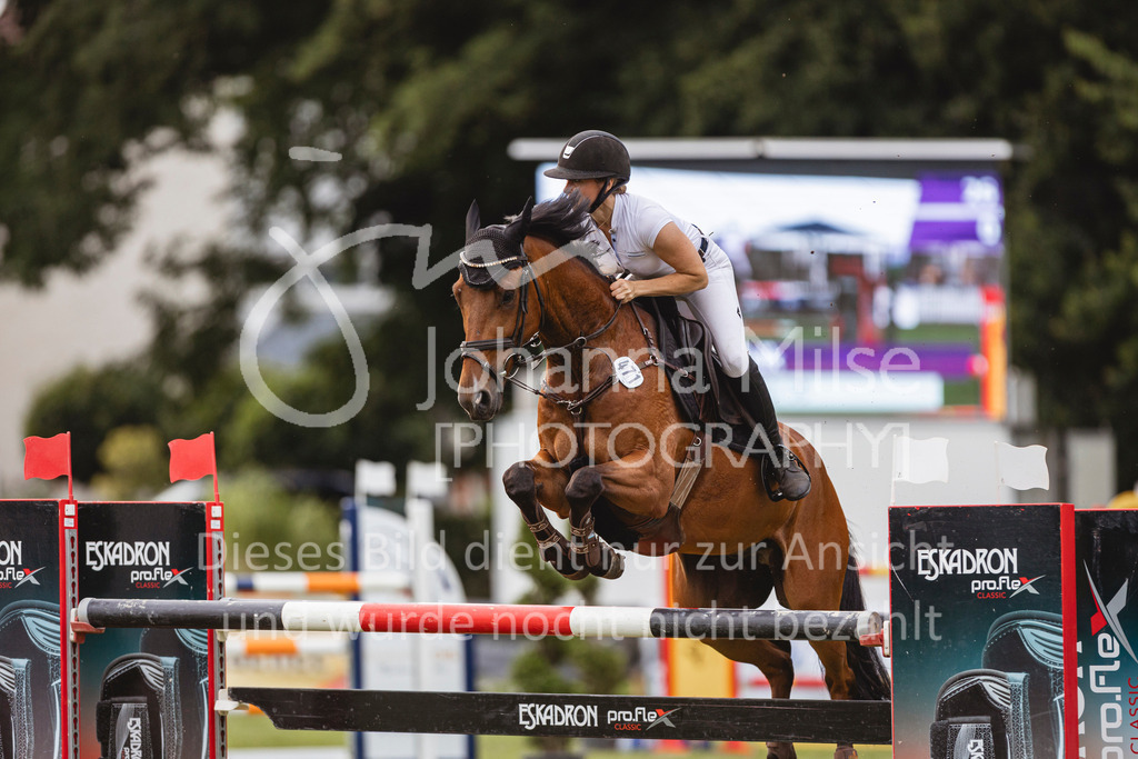 240719_LC_Youngster-S-618 | Deine schönsten Turniermomente als professionelle Fotos! Entdecke hochwertige Pferdesport-Fotografie im Online-Shop. Jetzt Fotos finden & bestellen!