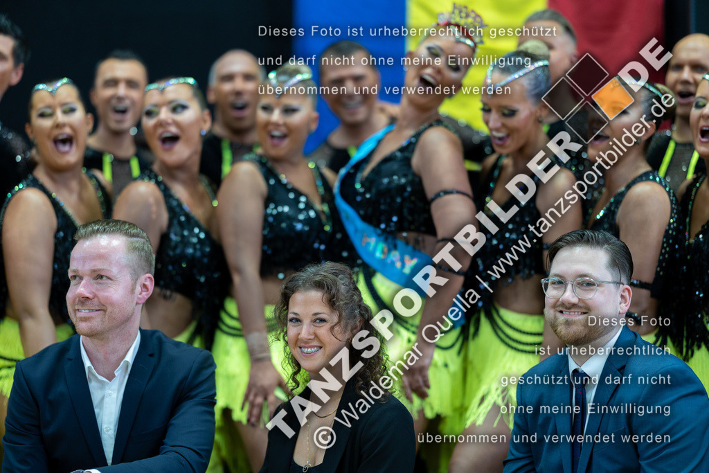 20230423-02528 | Hier finden Sie Tanz Bilder vom Latein und Standard Formationen tanzen. Sportbilder vom Tanzsport. Schöne Fotos und von Weltmeisterschaft, Europameisterschaft, Bundesliga, Regionalliga, Oberliga und Landesliga sowie von GOC Stuttgart, DanceComp, WM Bremen