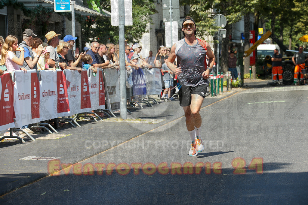 250621_1140_EX1_3766 | Sportfotografie im Rhein-Sieg Kreis, Köln, Bonn, NRW, Rheinland Pfalz, Hessen, etc. Unser Tätigkeitsfeld umfasst den Laufsport vom Volkslauf über den Marathon, Duathlon, Triathon bis zum Ultralauf wie Kölnpfad Ultra oder Schindertrail.