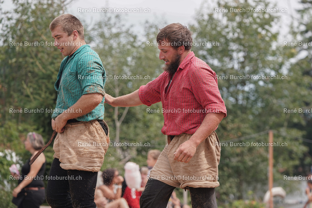 DSC09819-2 | René Burch leidenschaftlicher Fotograf aus Kerns in Obwalden.  Hier finden sie Sport, Landschaft und Natur Fotografie.
 - Realisiert mit Pictrs.com
