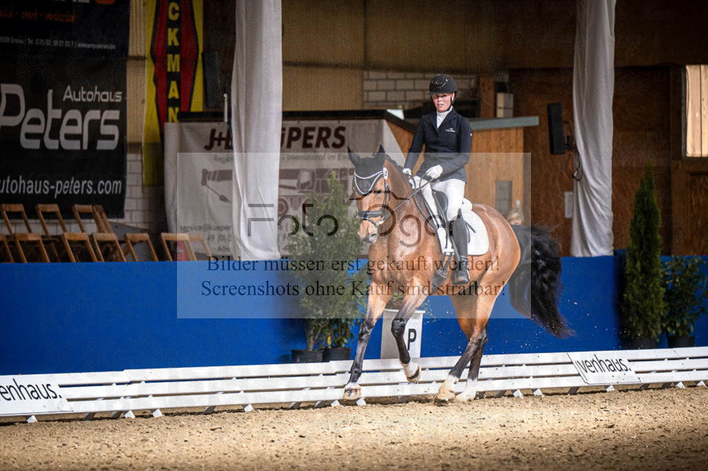 DOS_0363 | Entdecke hochwertige Reitturnierfotos von Foto Oger. Professionell, emotional und authentisch – jetzt Lieblingsmomente im Shop bestellen. - Realisiert mit Pictrs.com
