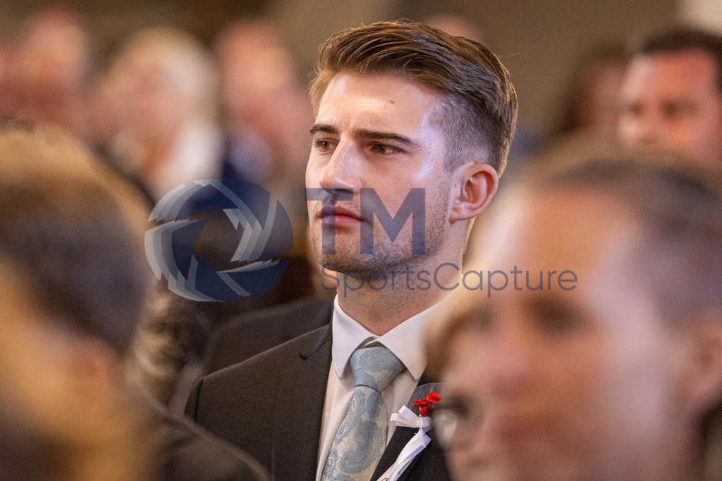 RR5M4797 | Firmung Klagenfurt-Dom 19.05.2024 8 Uhr