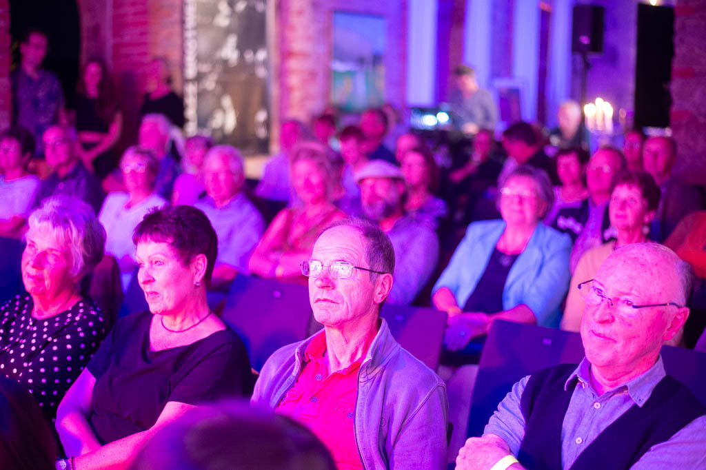 Tango meets Cuba | Tango meets Cuba mit den Klazz Brothers & Cuba Percussion im Forte Belvedere Leisnig zum Festival Hallo Leisnig 2022. - Realisiert mit Pictrs.com