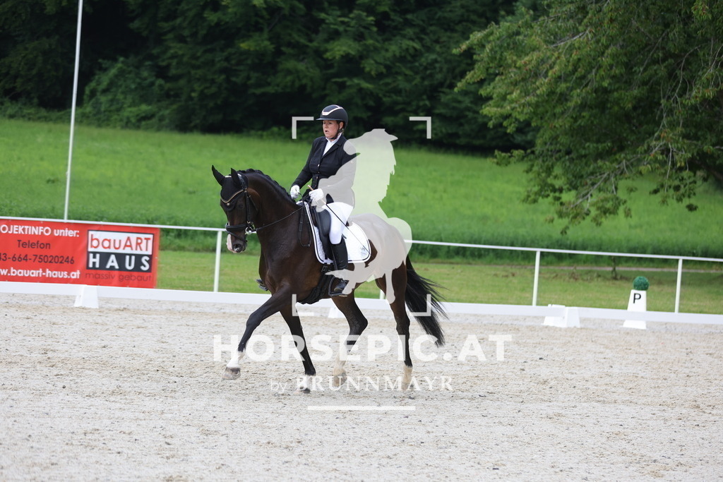 0P6A8845 | Willkommen bei Brunnmayr - Design & Fotografie – Ihrem Spezialisten für Reitturniere und Pferdeveranstaltungen in Oberösterreich, Salzburg und Bayern! Seit über 17 Jahren sind wir leidenschaftlich dabei.
