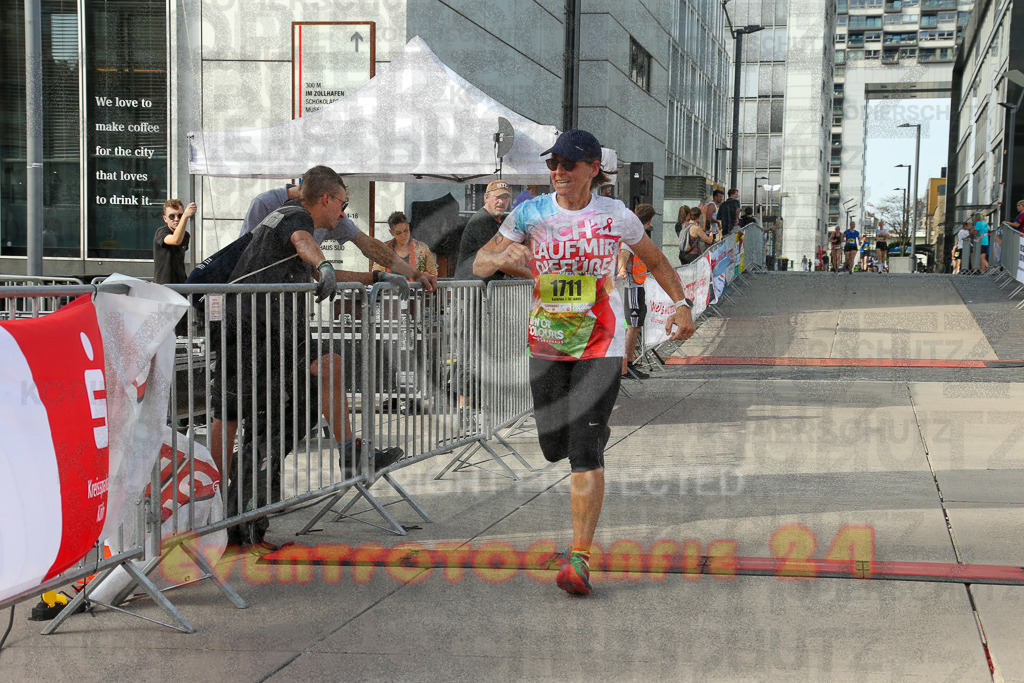 250920_1539_EX1_0359 | Sportfotografie im Rhein-Sieg Kreis, Köln, Bonn, NRW, Rheinland Pfalz, Hessen, etc. Unser Tätigkeitsfeld umfasst den Laufsport vom Volkslauf über den Marathon, Duathlon, Triathon bis zum Ultralauf wie Kölnpfad Ultra oder Schindertrail.