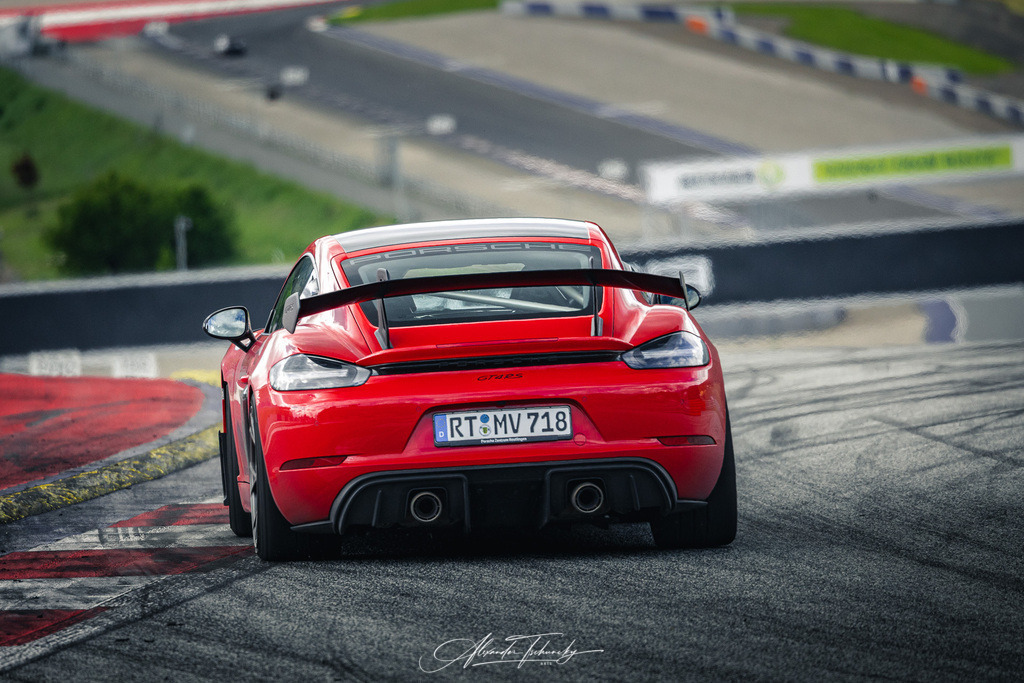 R6PZ2559 _Alexander Tschuncky | Entdecken Sie die faszinierende Welt von Alexander Tschuncky Arts: Kreative Fotografie, atemberaubende Automobilkunst und hochwertiger Bilderdruck. Lassen Sie sich inspirieren! - Realisiert mit Pictrs.com
