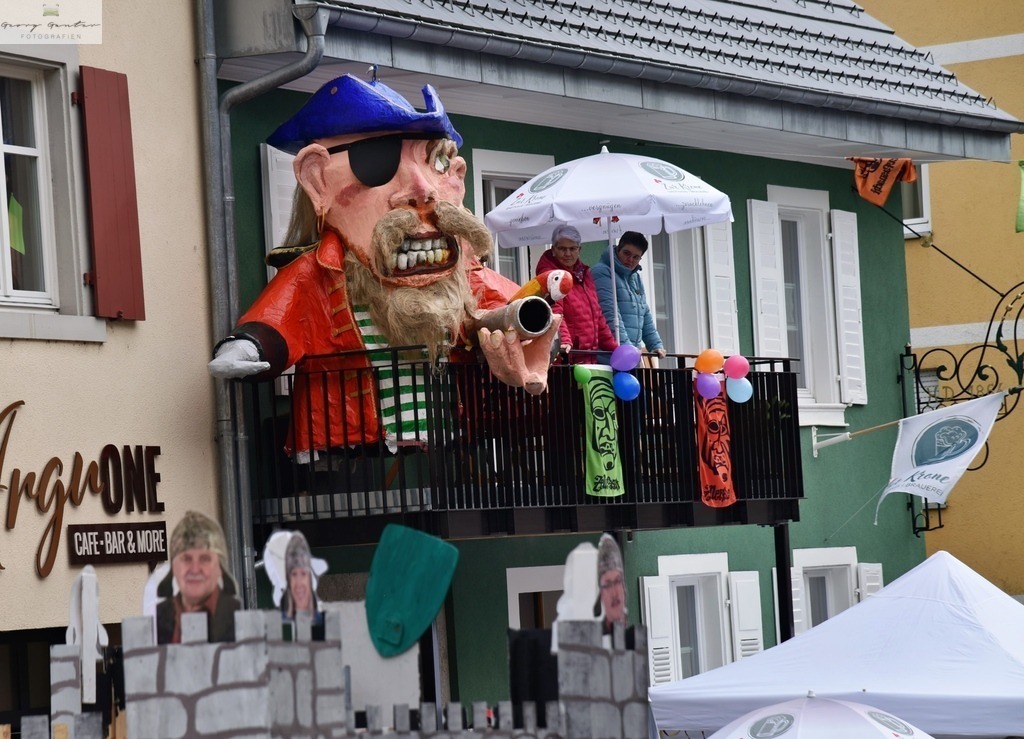 FasMontag _24-055-RA | Fotoblog Schwarzwald, Foto Blog Wiesental, Pfaffenberg, Winterzauber, Zeller Bergland, Zell im Wiesental, Fotoblog Wiesental, Landschaftsfotos, Bilder Wiesental, Natur, Naturbilder, Fastnacht, Zeller Fastnacht, Zeller Fasnacht, Zeller Bergland, Belchen, - Realisiert mit Pictrs.com