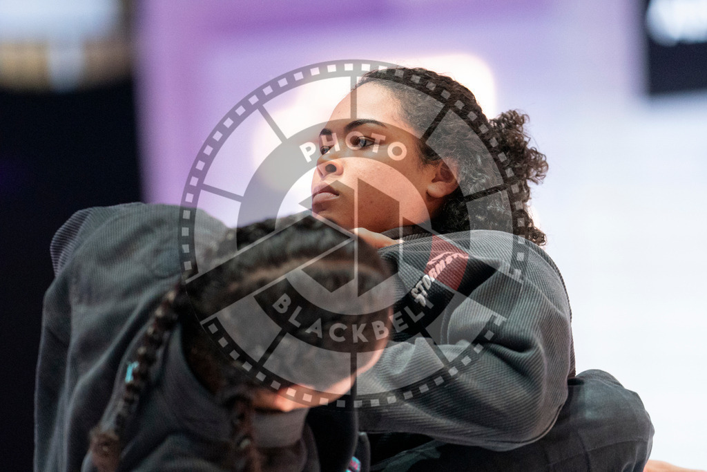 20231108PBB1325 | Fighters compete during the AJP World Professional Championship in the Mubadala Arena in Abu Dhabi, Arab United Emirates, on November 8, 2023.
