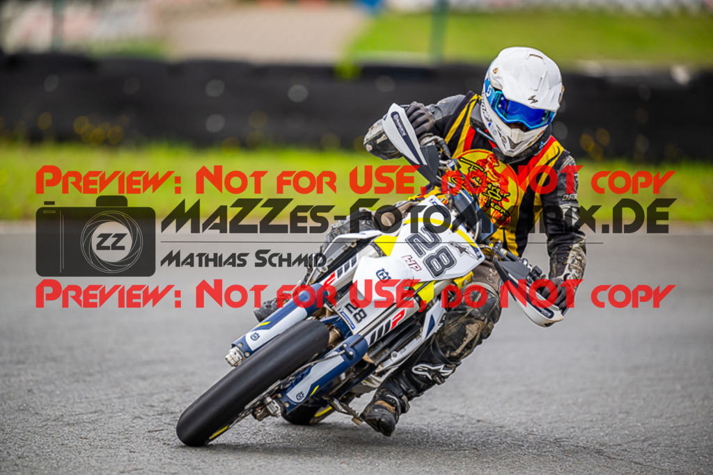 MaZZes_FotoMatrix_230813_6761 | UE40