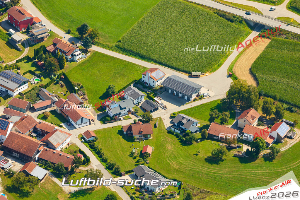 Luftaufnahme von Großthannensteig Hutthurm Bild- Das Luftbild wurde 2025 vom UL-Flugzeug heraus erstellt ( keine Drohne ) - Hochauflösende Luftaufnahme -Nicht vergleichbar mit Google Maps oder Satelittenbilder- Die Geschenkidee !Mit Lizenz und Bildrechte bestellbar