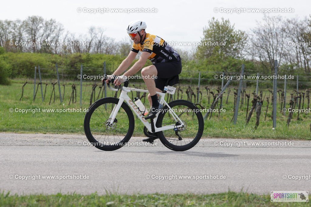 368A4833 | Neusiedlersee Radmarathon 2026@sportshot_your_pictrs #yourpictures#roadtowm2029 #nrm #neusiedlerseeradmarathon #neusiedlersee #neusiedlerseetourismus #burgenland #mörbisch #nrm26 #burgenlandtourismus #voglundco #poweredbyburgenlandtourismus #radsport #rad #marathon #ucigranfondo #visitburgenland #ucigranfondoworldseries