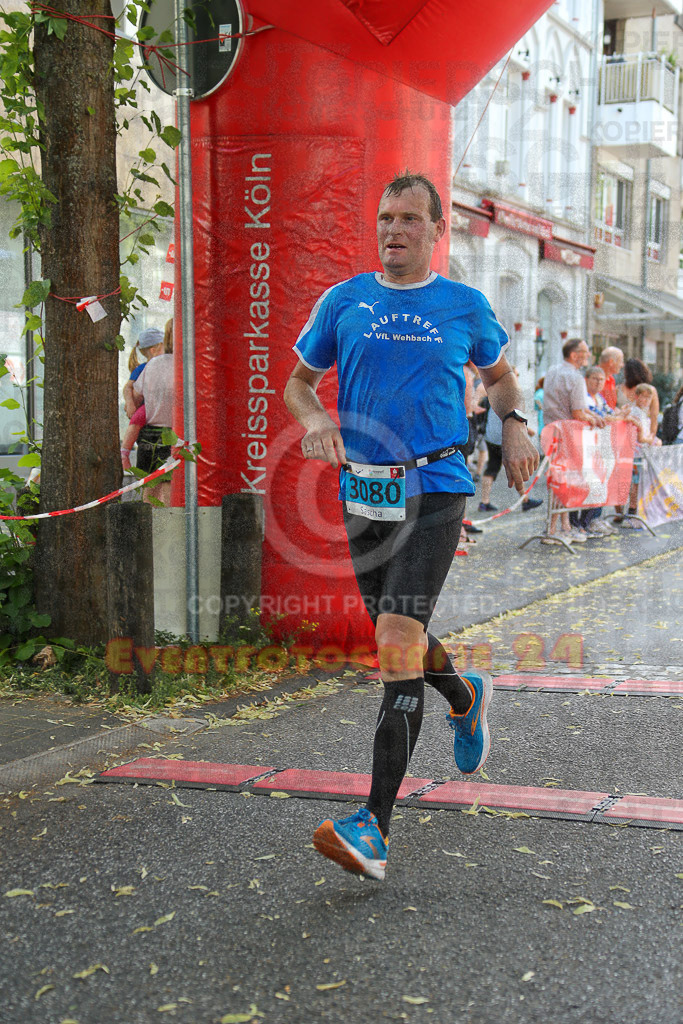 220625_1640_EX1_4820 | Sportfotografie im Rhein-Sieg Kreis, Köln, Bonn, NRW, Rheinland Pfalz, Hessen, etc. Unser Tätigkeitsfeld umfasst den Laufsport vom Volkslauf über den Marathon, Duathlon, Triathon bis zum Ultralauf wie Kölnpfad Ultra oder Schindertrail.
