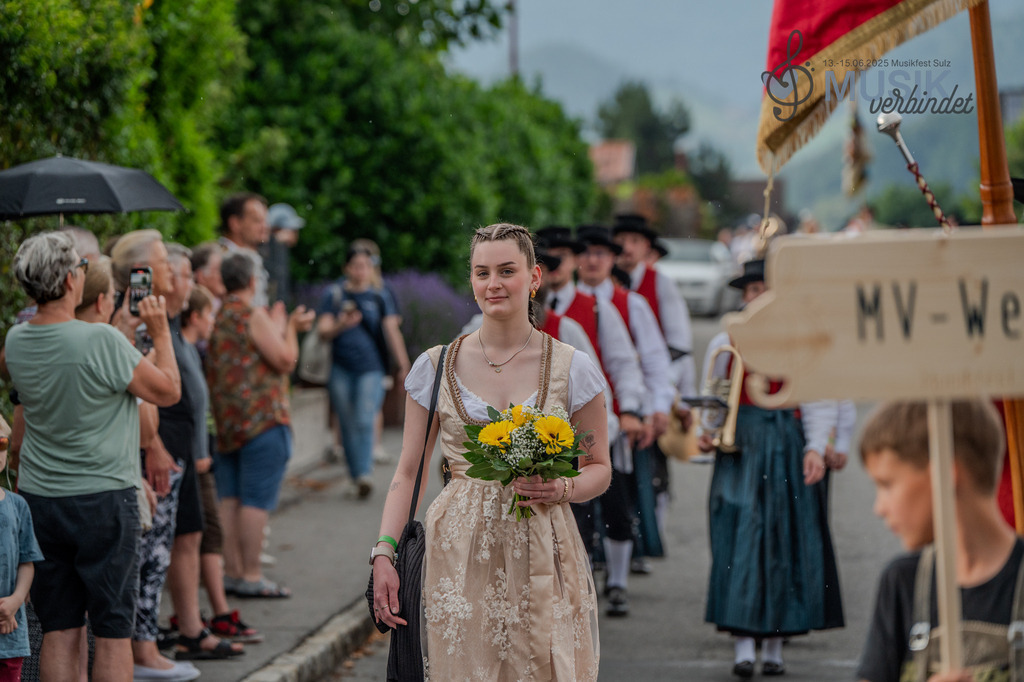 DSC_4257 | "Fussifoto.com – Ihr Ansprechpartner für hochwertige Fotografie! Entdecken Sie kreative Bilder und professionelle Dienstleistungen. Kontaktieren Sie uns für Ihre Projekte!"