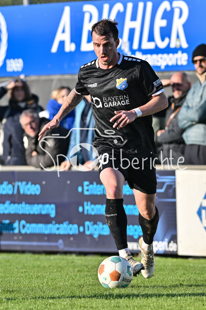 FC Pipinsried - TSV 1861 Nördlingen | am Ball Nico KARGER (FCP #30)